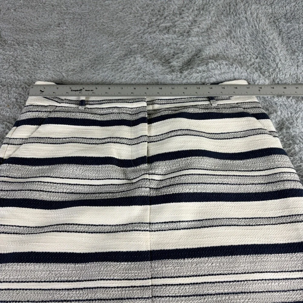 Ann Taylor LOFT Striped Mini Skirt Navy Grey Cream Textured Woven Size 12